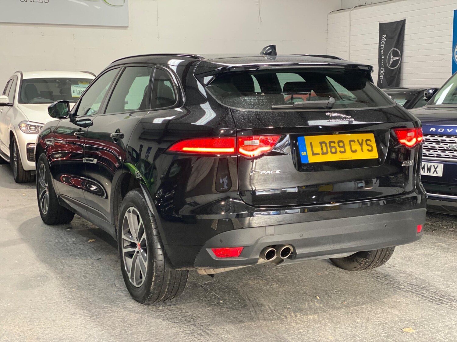 Used Jaguar F-Pace 2019 for sale - 76752960: Photo 19