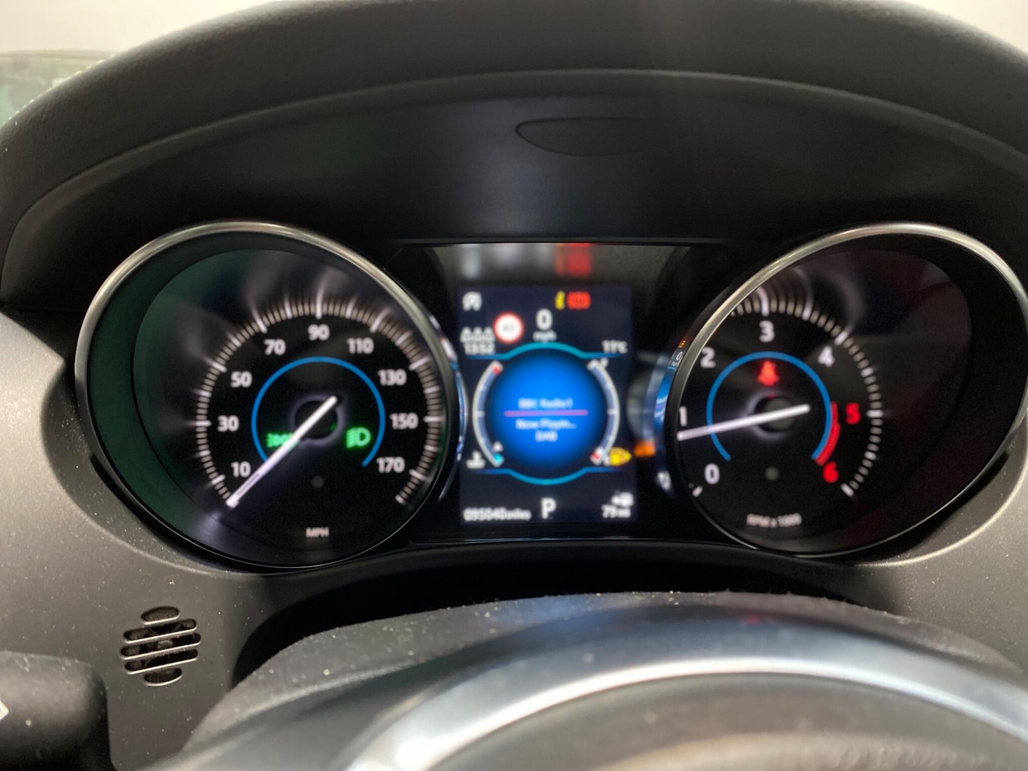 Used Jaguar F-Pace 2019 for sale - 76752960: Photo 5