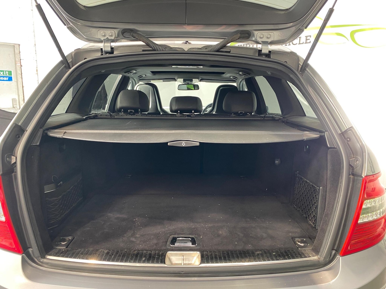 Used Mercedes-Benz C Class 2009 for sale - 77387283: Photo 29