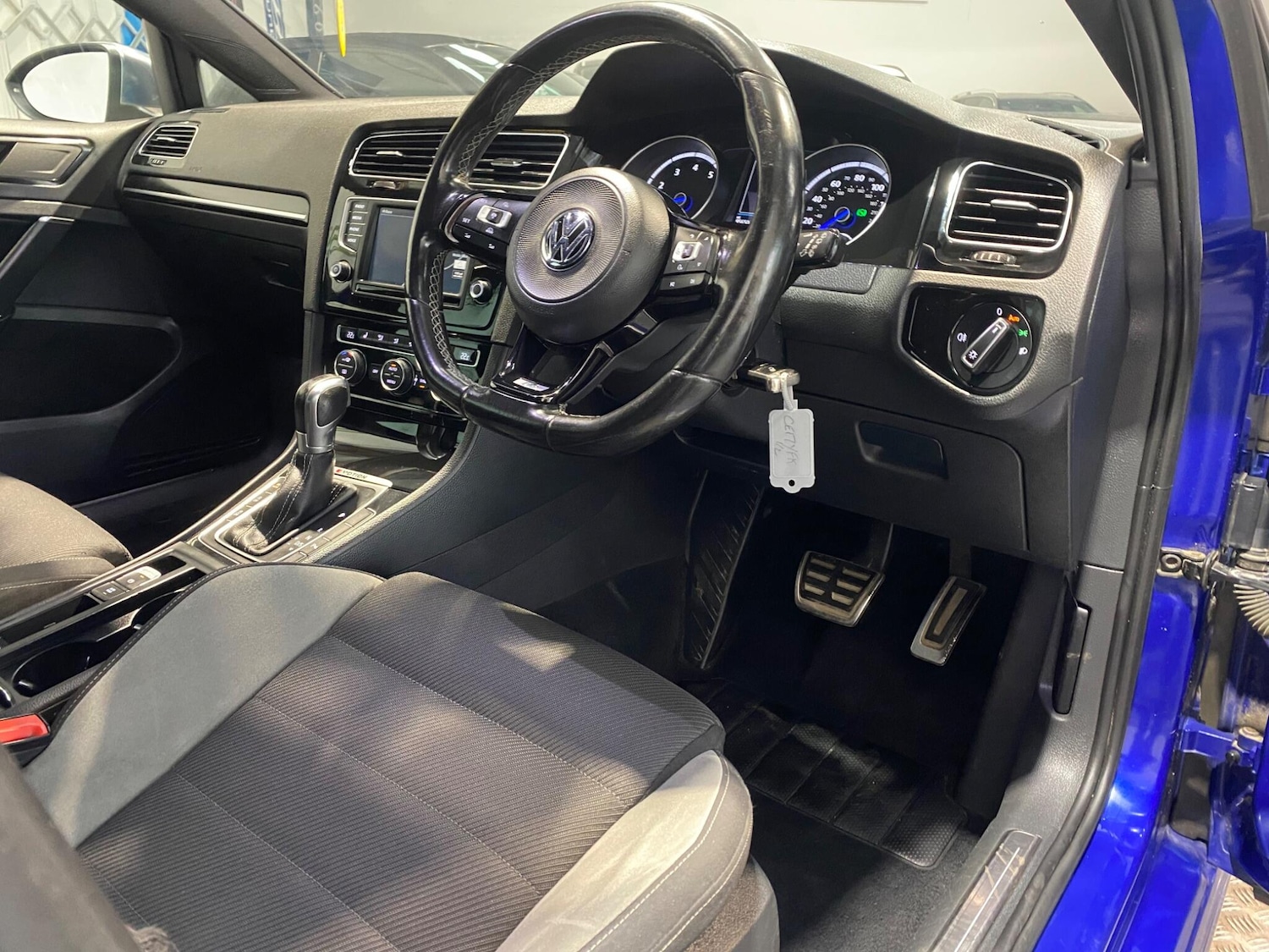 Used Volkswagen Golf 2017 for sale - 76584869: Photo 13