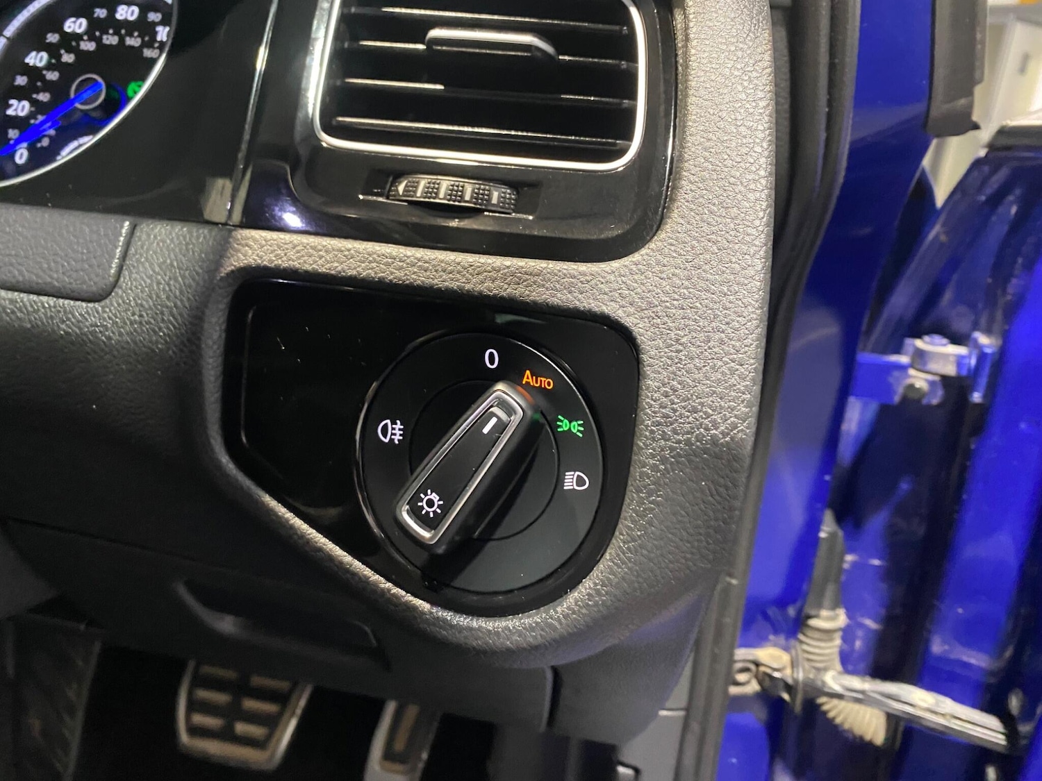 Used Volkswagen Golf 2017 for sale - 76584869: Photo 15