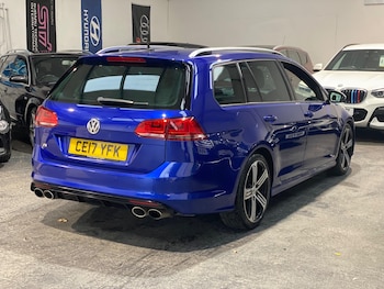 Used Volkswagen Golf 2017 for sale - 76584869: Photo