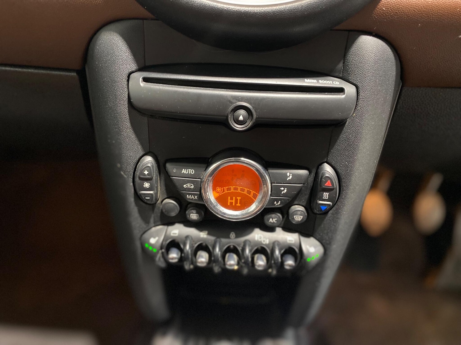 Used MINI Convertible 2012 for sale - 76823468: Photo 12