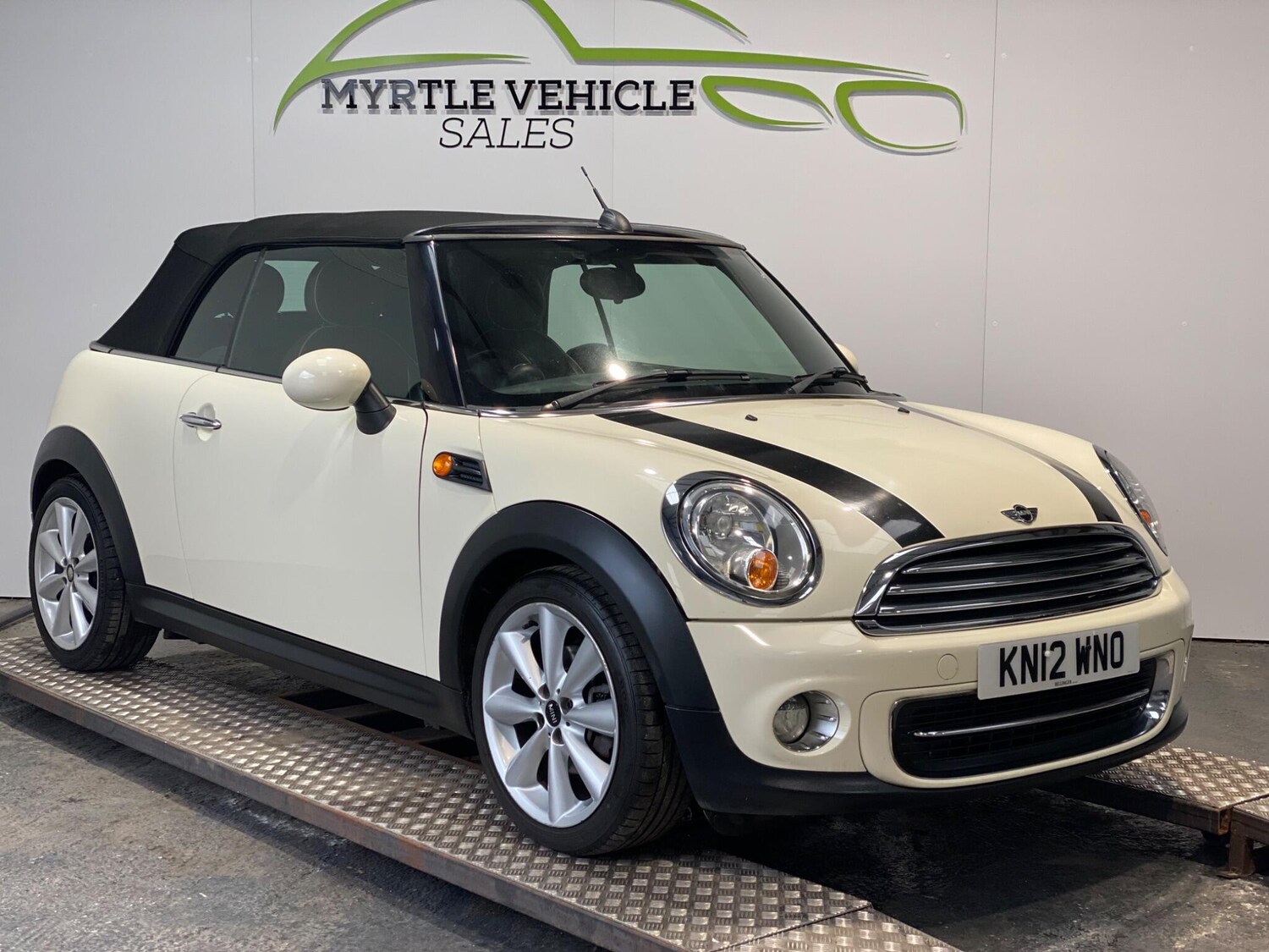 Used MINI Convertible 2012 for sale - 76823468: Photo 15