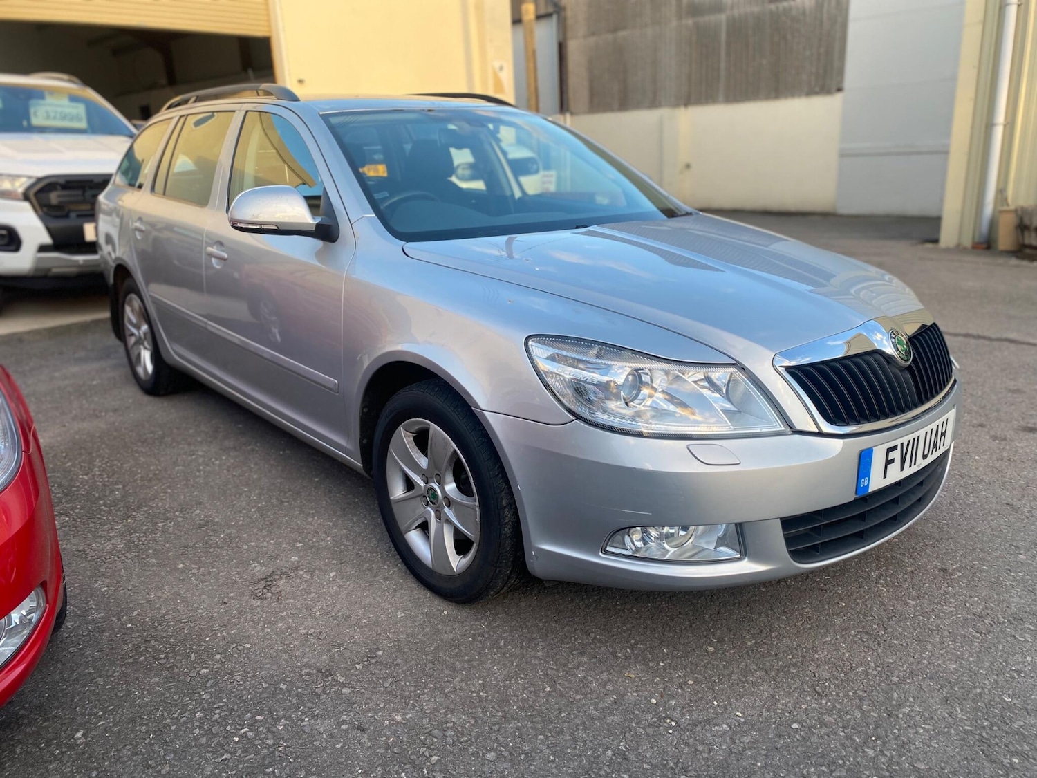 Used Skoda Octavia 2011 for sale - 76666763: Photo 2