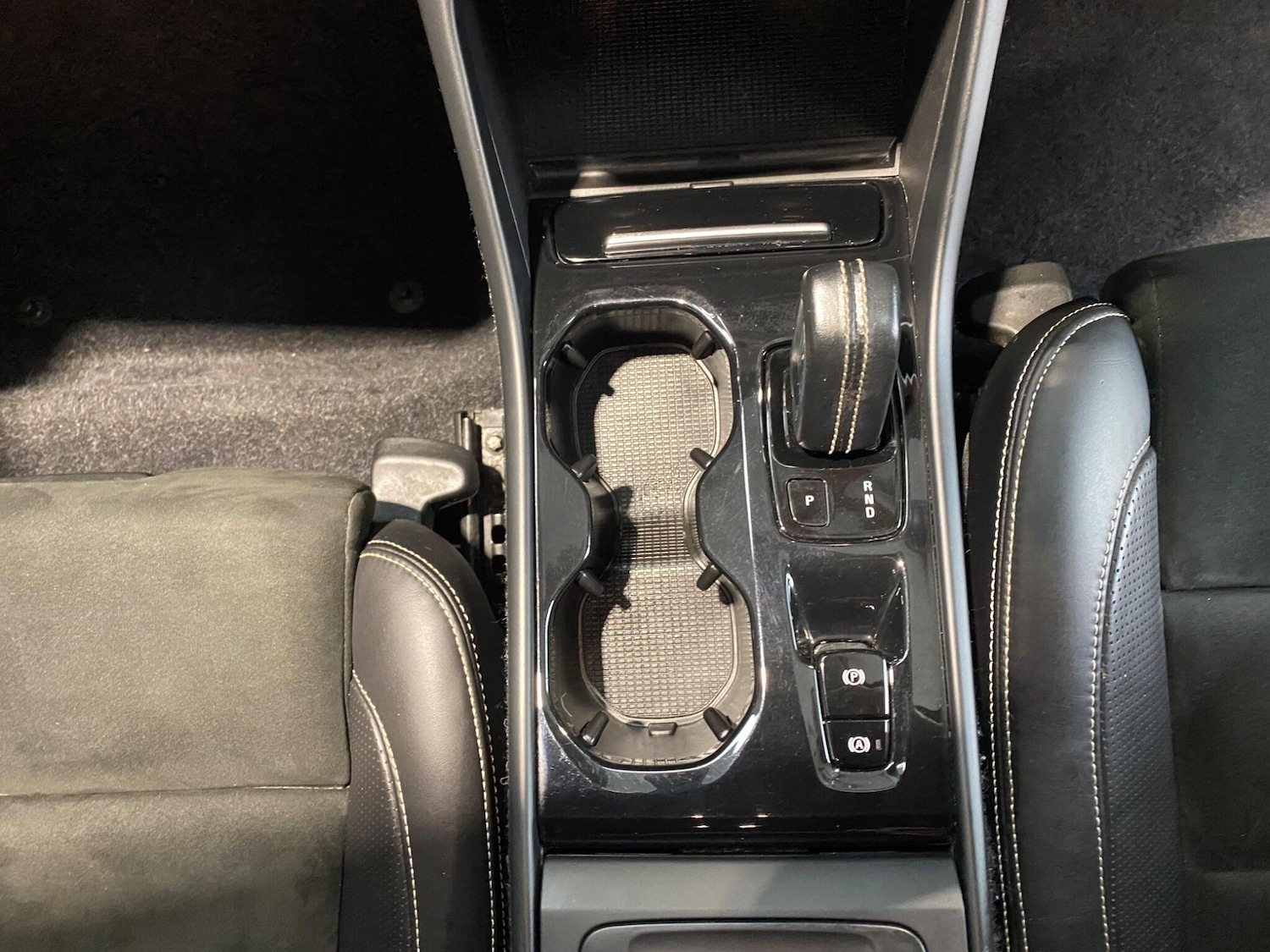 Used Volvo XC40 2018 for sale - 76318249: Photo 12