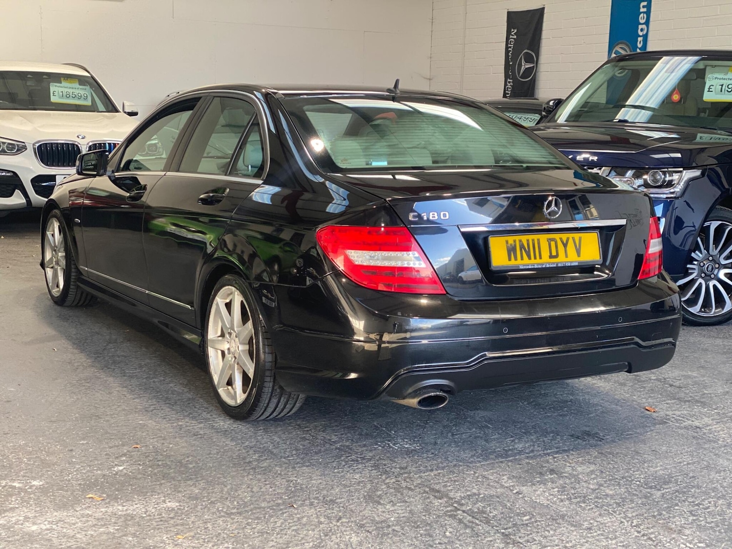 Used Mercedes-Benz C Class 2011 for sale - 76645861: Photo 3