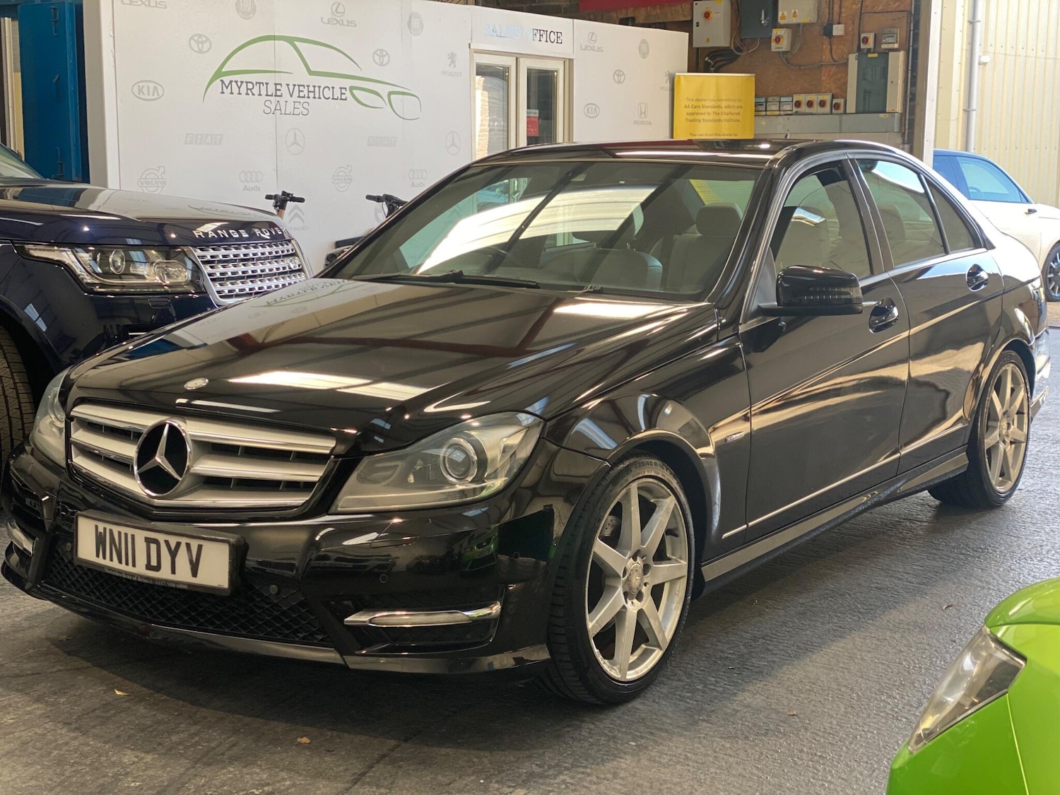 Used Mercedes-Benz C Class 2011 for sale - 76645861: Photo 6