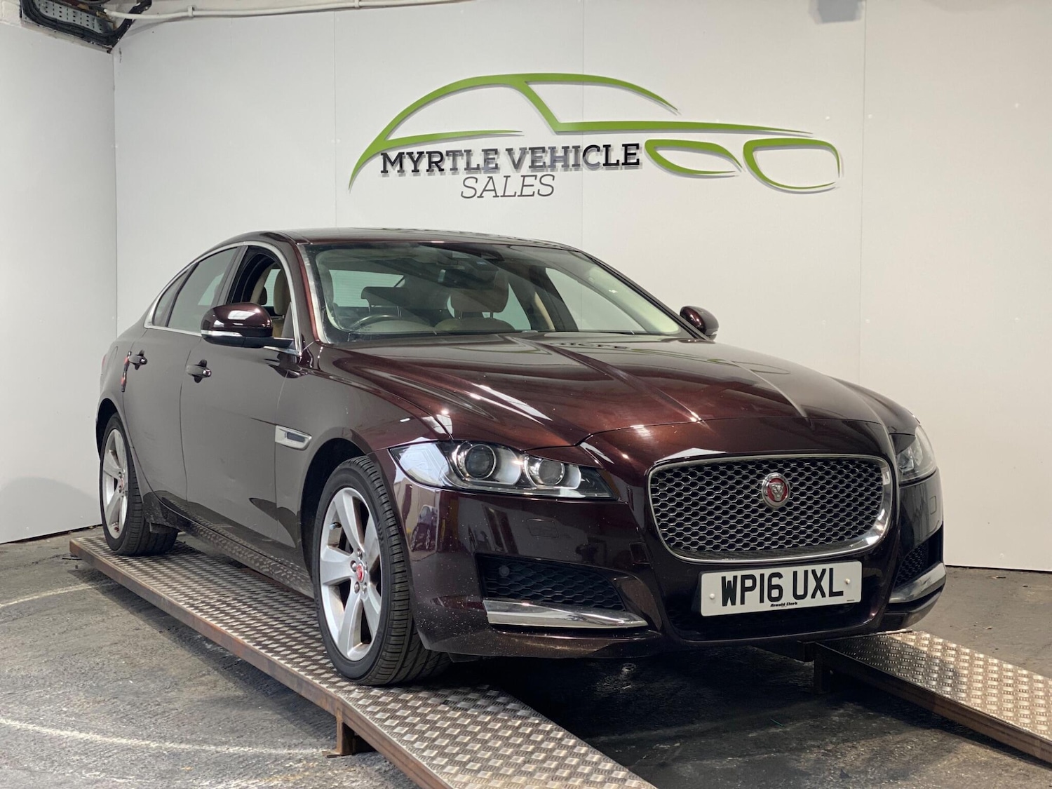 Used Jaguar XF for sale - 77737844: Photo 1