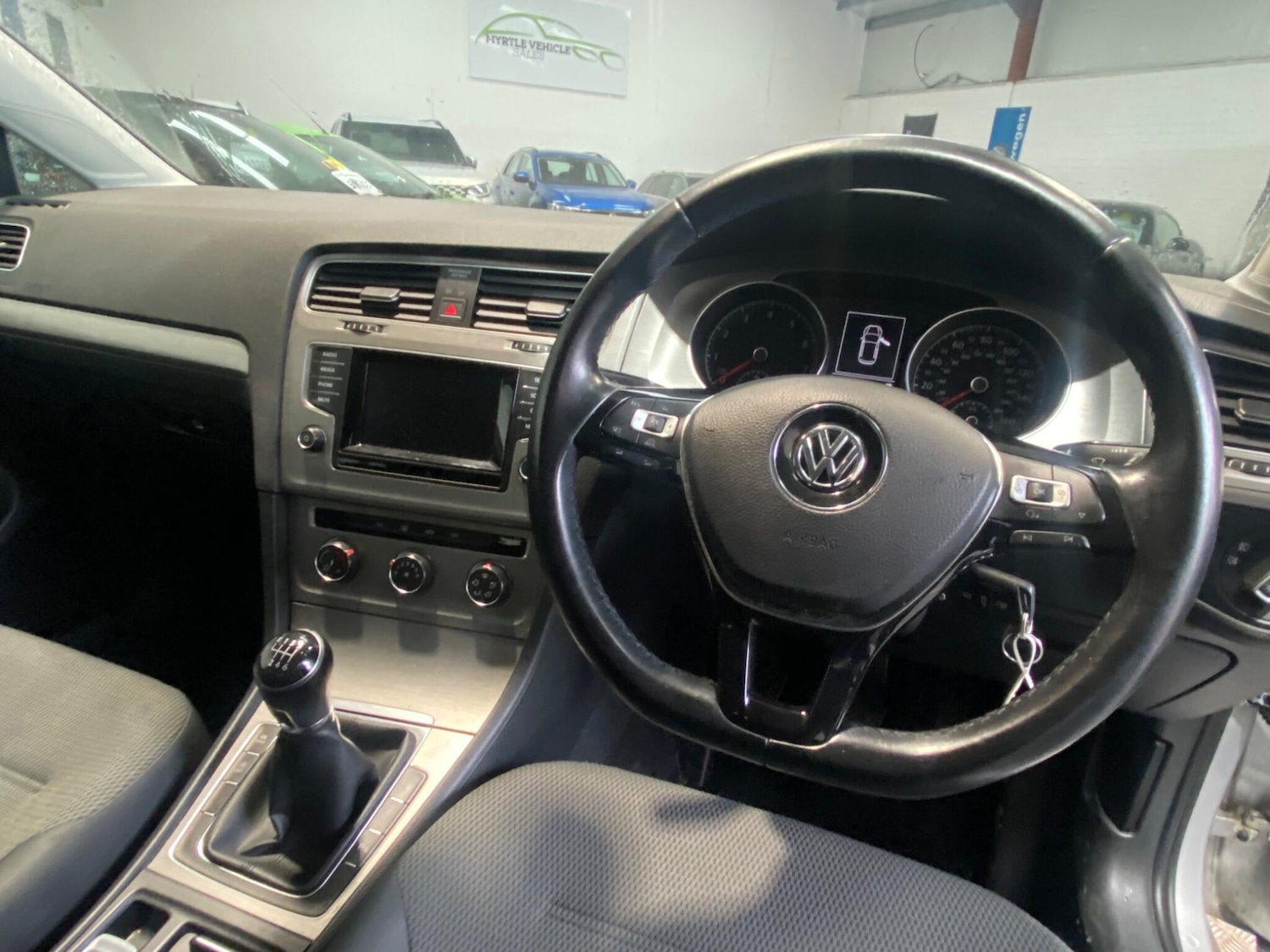 Used Volkswagen Golf 2014 for sale - 77657856: Photo 9