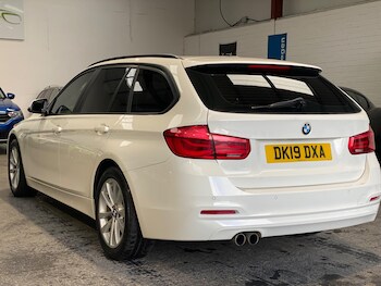 Used BMW 3 Series 2019 for sale - 77510046: Photo