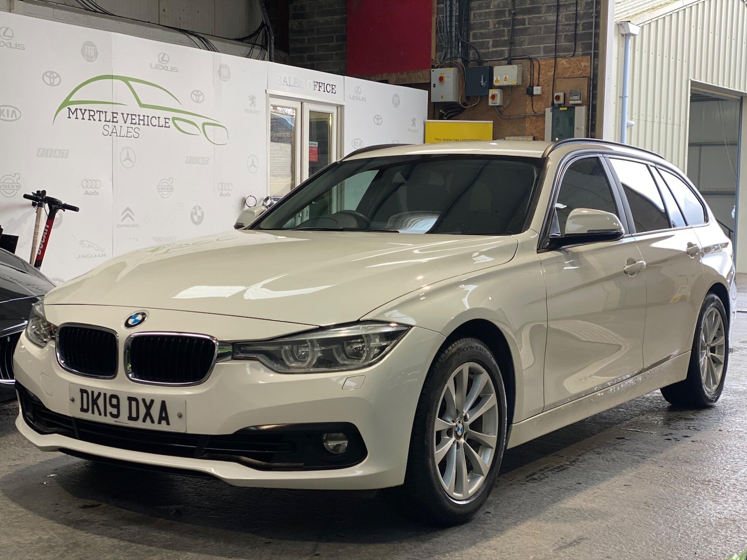 Used BMW 3 Series for sale - 77510046: Photo 5