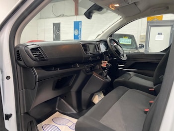 Used Vauxhall Vivaro 2023 for sale - 78741319: Photo
