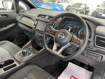 Used Nissan Leaf 2022 for sale - 78685022: Photo