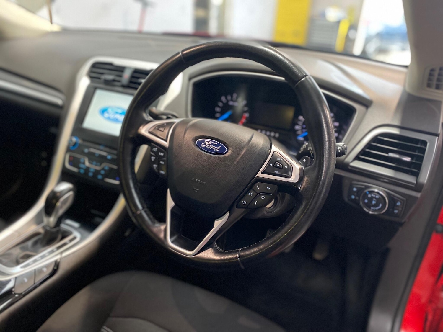 Used Ford Mondeo 2015 for sale - 77073861: Photo 9