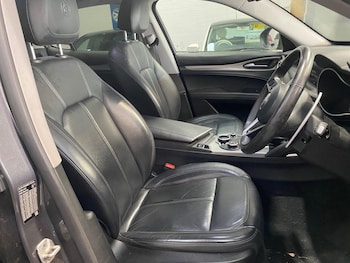 Used Alfa Romeo Stelvio 2018 for sale - 77386901: Photo