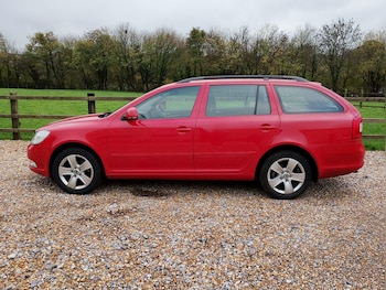 Used Skoda Octavia 2010 for sale - 76666596: Photo