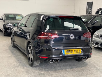 Used Volkswagen Golf 2016 for sale - 79465000: Photo
