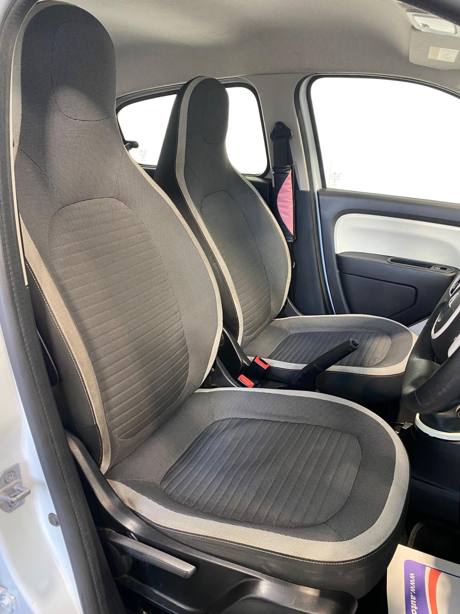 Used Renault Twingo 2016 for sale - 76425798: Photo 12