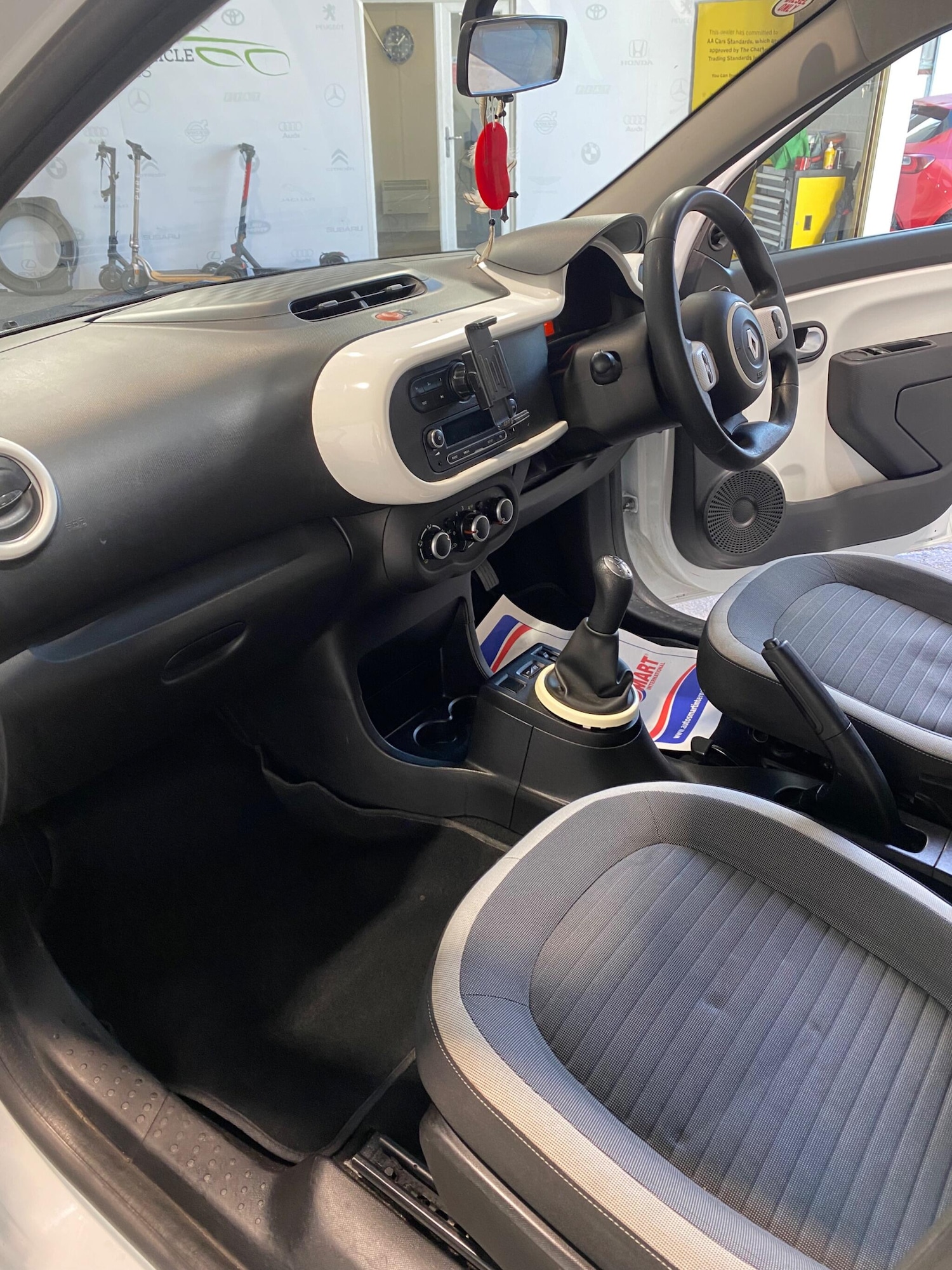 Used Renault Twingo 2016 for sale - 76425798: Photo 9