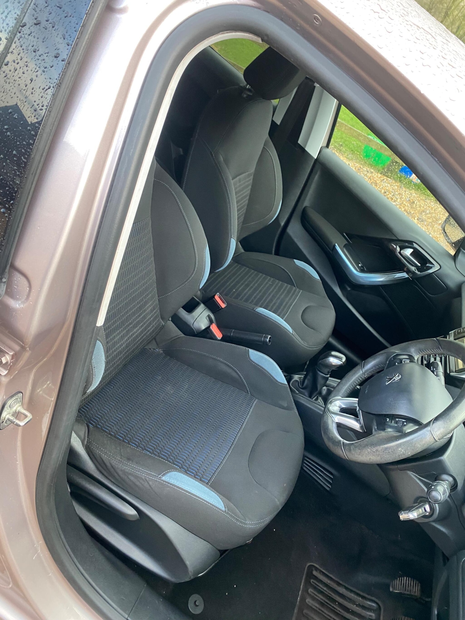 Used Peugeot 208 2013 for sale - 77468078: Photo 6