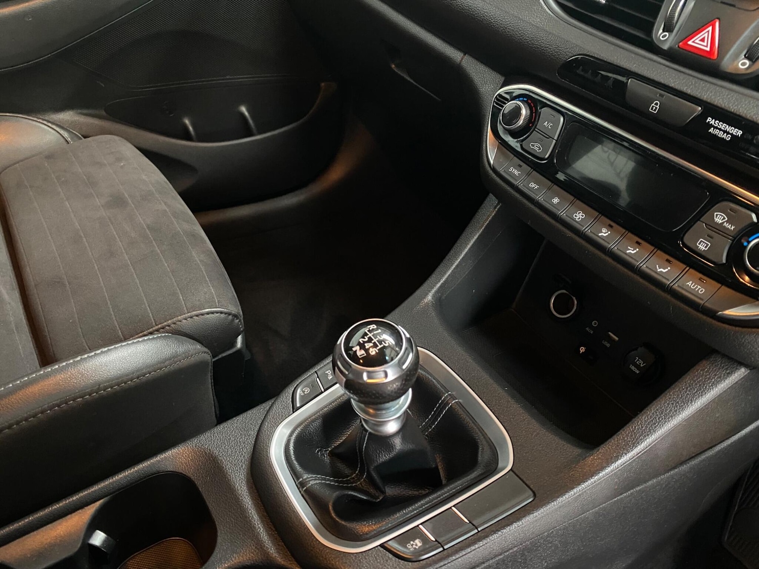 Used Hyundai i30 2017 for sale - 76423573: Photo 7