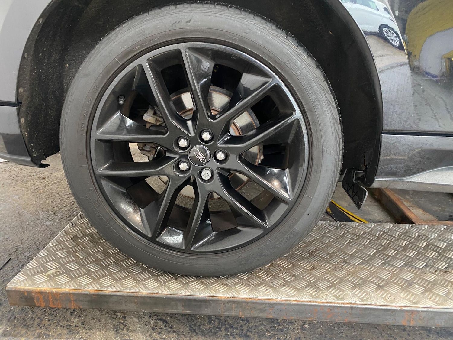 Used Ford Edge 2017 for sale - 76189240: Photo 11