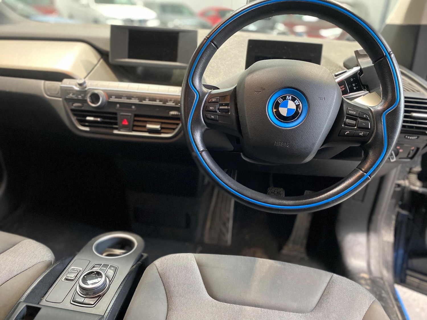 Used BMW i3 2017 for sale - 76370839: Photo 11