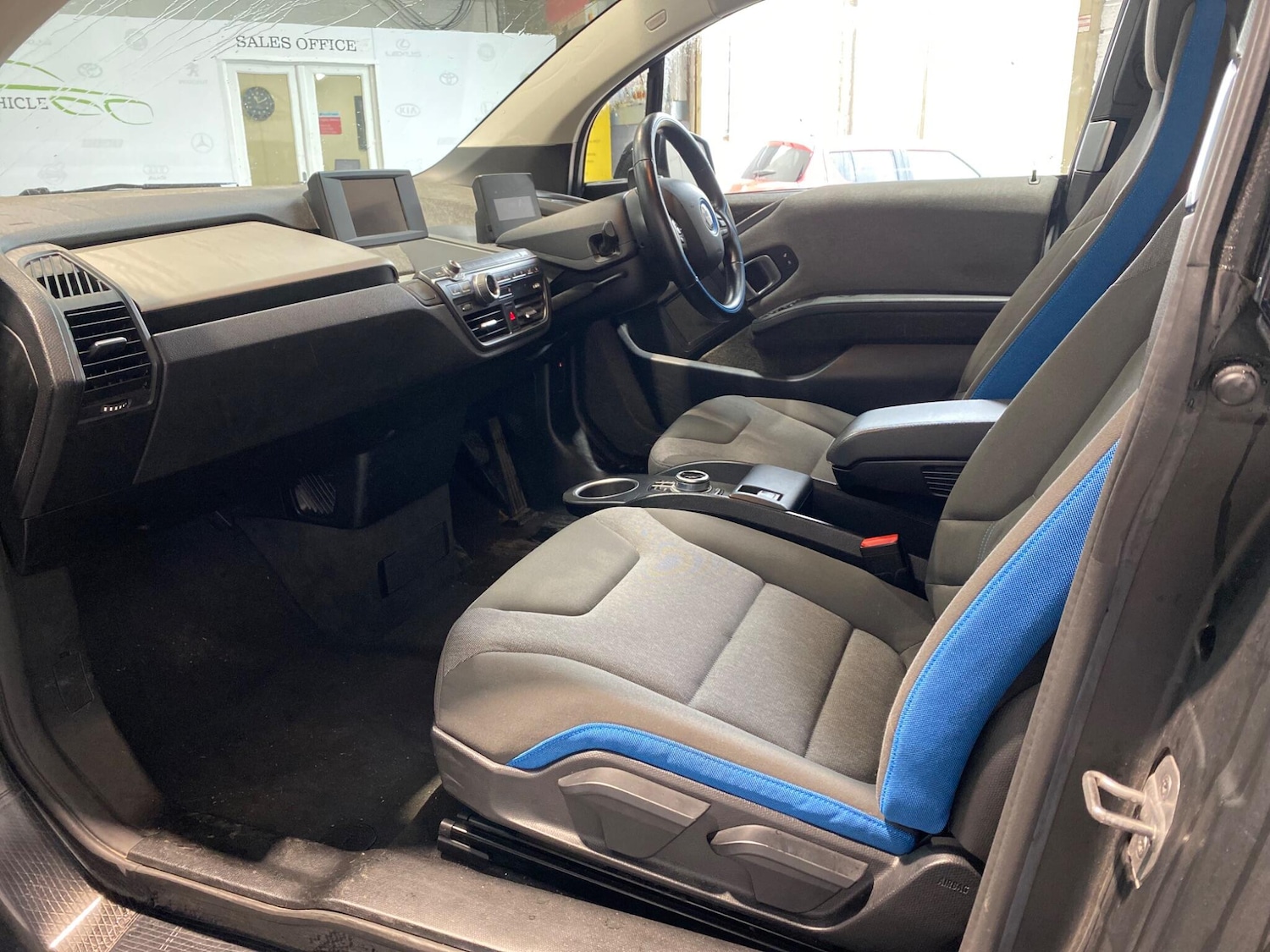 Used BMW i3 2017 for sale - 76370839: Photo 13