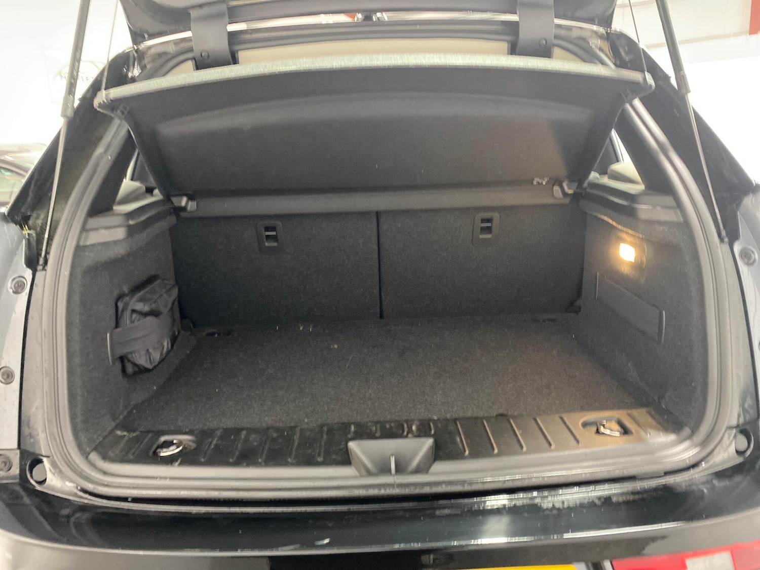 Used BMW i3 2017 for sale - 76370839: Photo 8