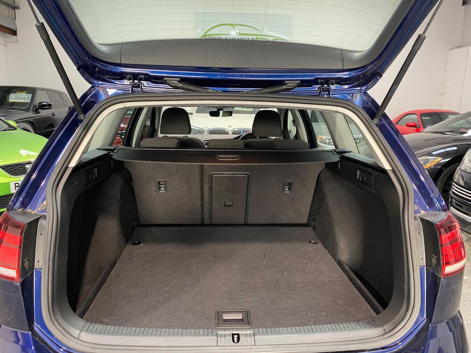 Used Volkswagen Golf 2018 for sale - 76824713: Photo 8