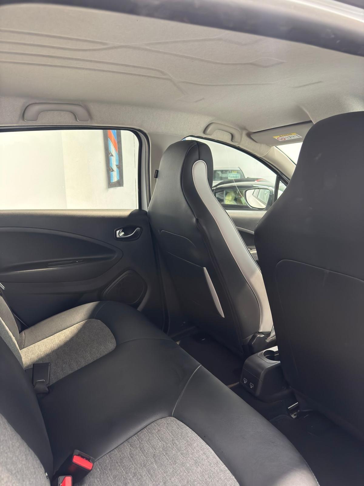 Used Renault Zoe 2021 for sale - 76188757: Photo 9