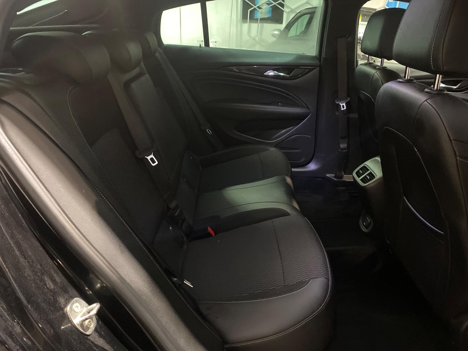 Used Vauxhall Insignia 2018 for sale - 76953547: Photo 10