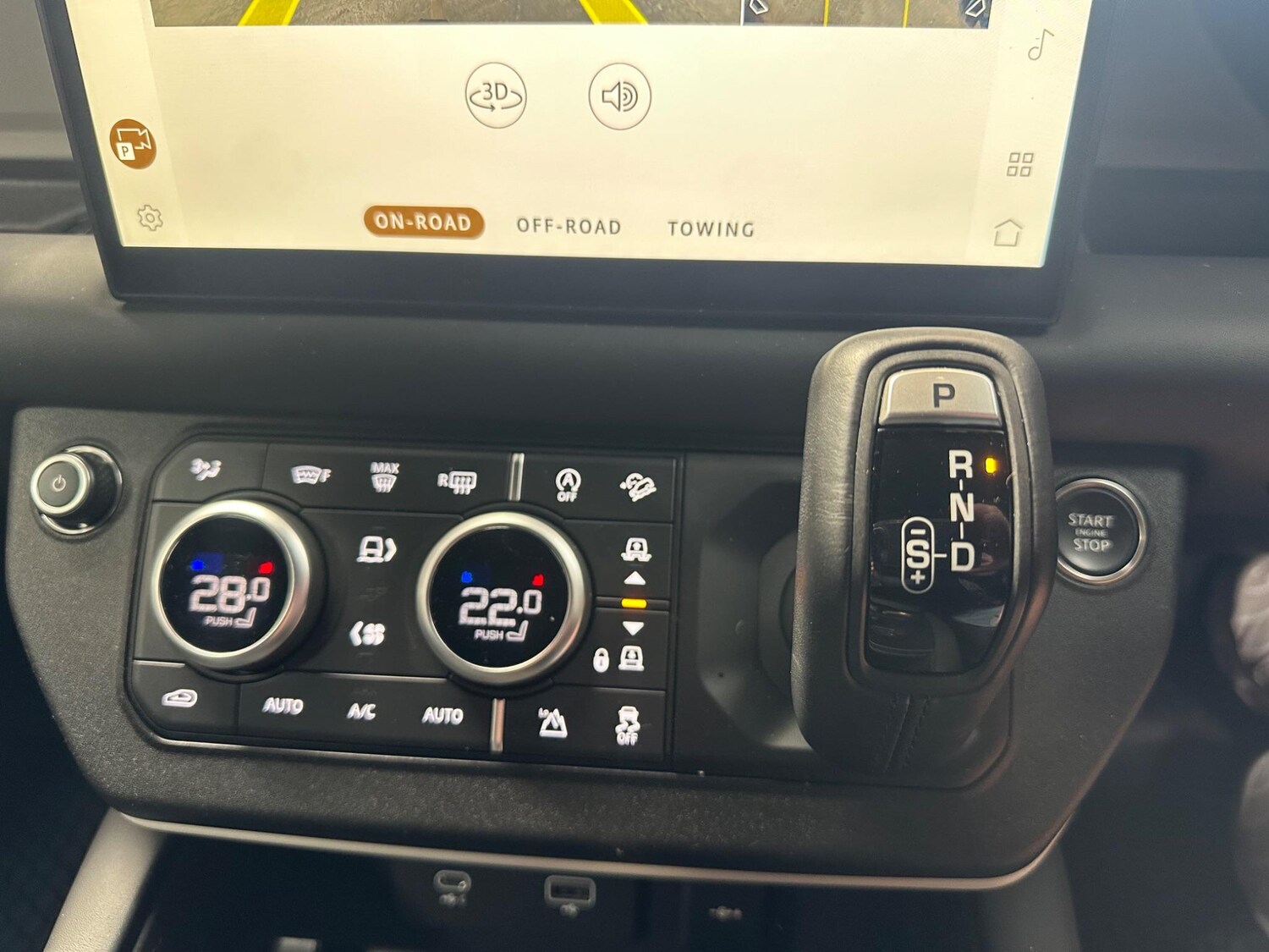 Used Land Rover Defender 110 for sale - 77386991: Photo 10