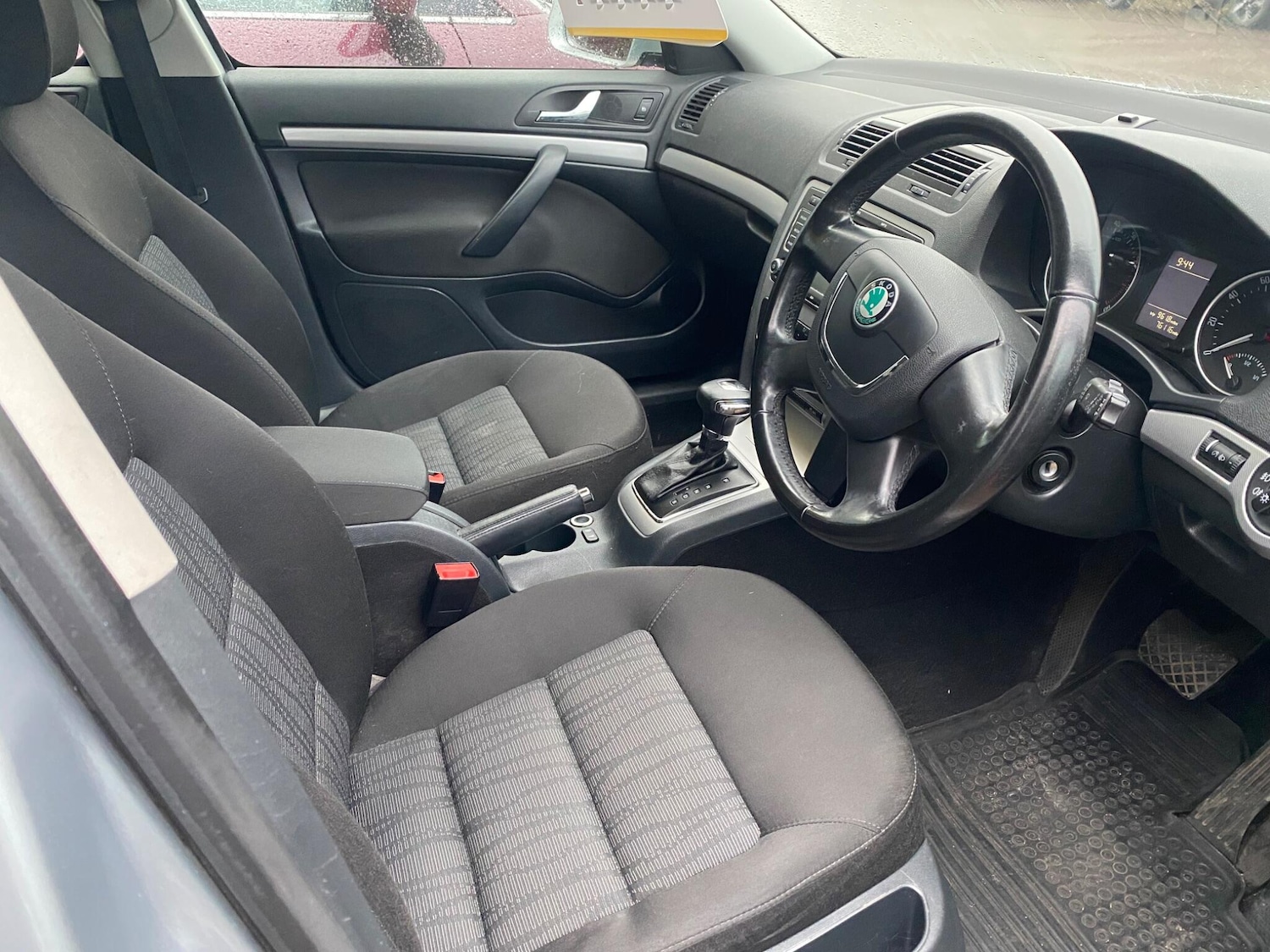 Used Skoda Octavia 2011 for sale - 76865952: Photo 5