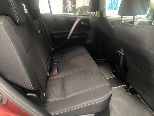 Used Toyota RAV4 2017 for sale - 76251430: Photo 11