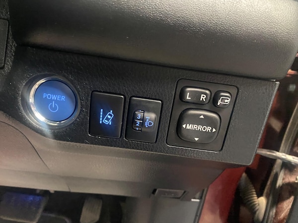 Used Toyota RAV4 2017 for sale - 76251430: Photo 15