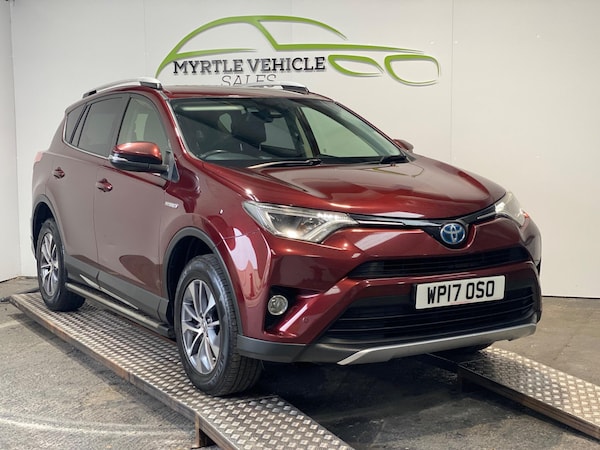 Used Toyota RAV4 2017 for sale - 76251430: Photo 1