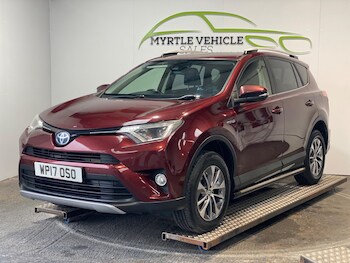 Used Toyota RAV4 2017 for sale - 76251430: Photo 3