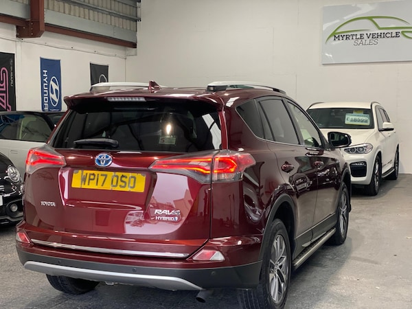 Used Toyota RAV4 2017 for sale - 76251430: Photo 6