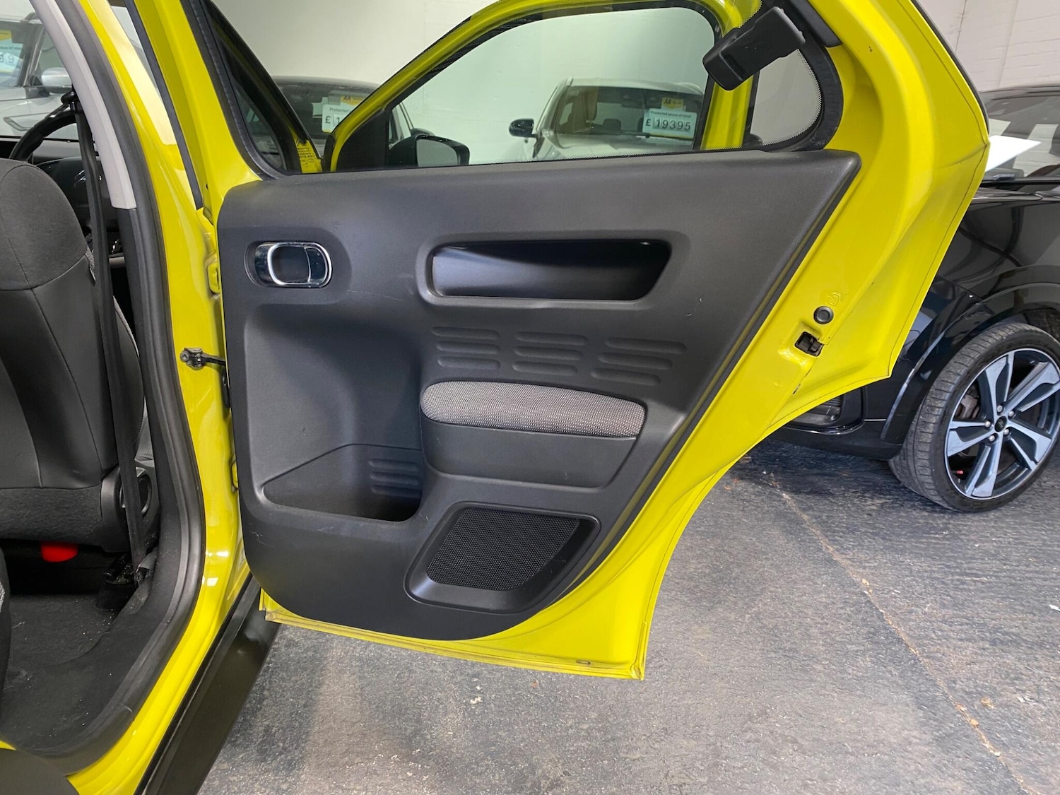 Used Citroen C4 Cactus 2016 for sale - 77892757: Photo 12