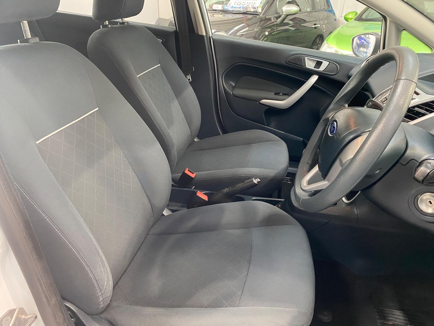 Used Ford Fiesta 2012 for sale - 76918603: Photo 6