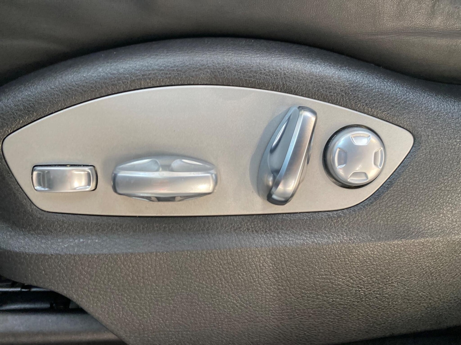 Used Porsche Macan 2017 for sale - 76659214: Photo 14