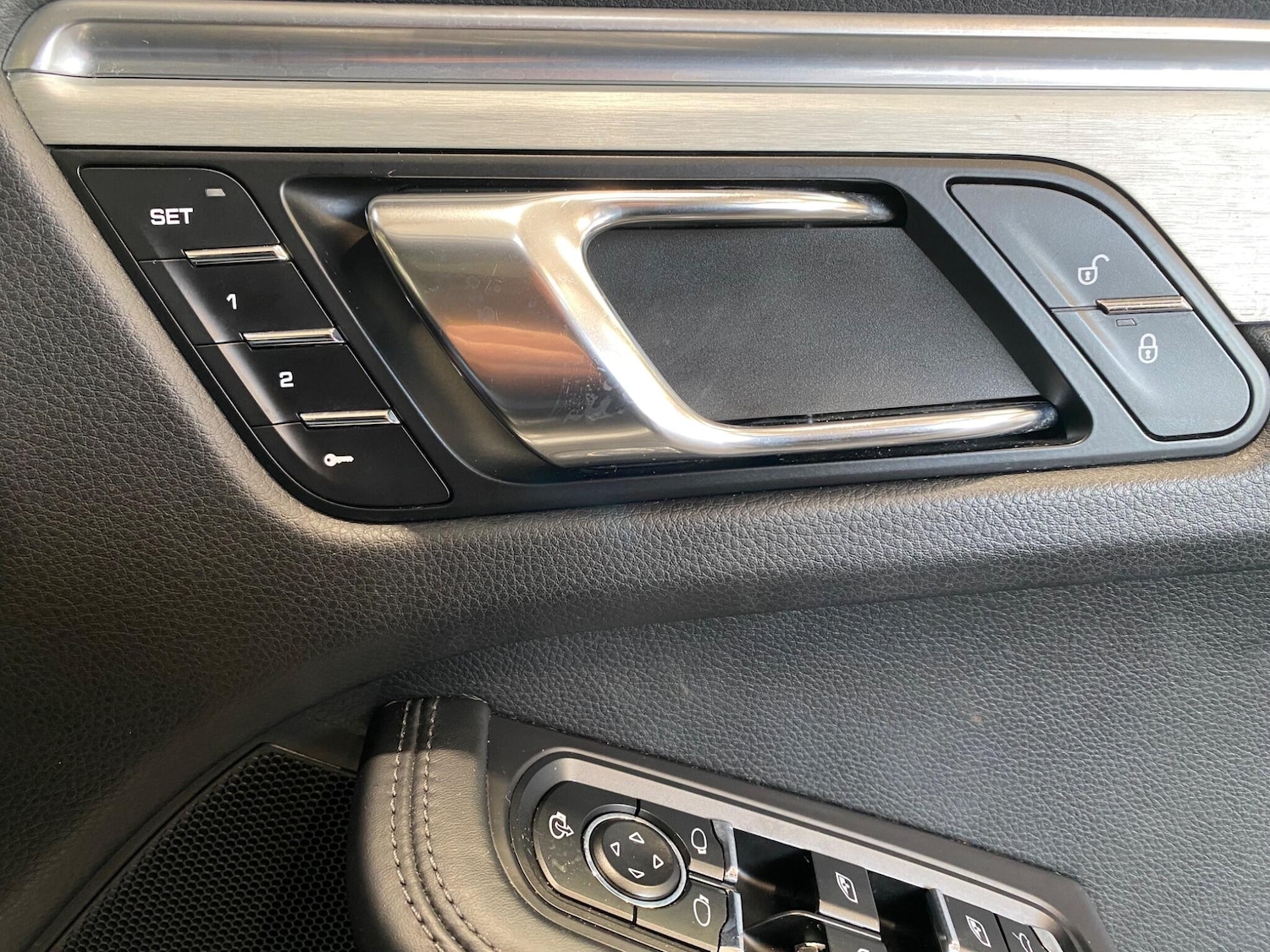 Used Porsche Macan 2017 for sale - 76659214: Photo 23