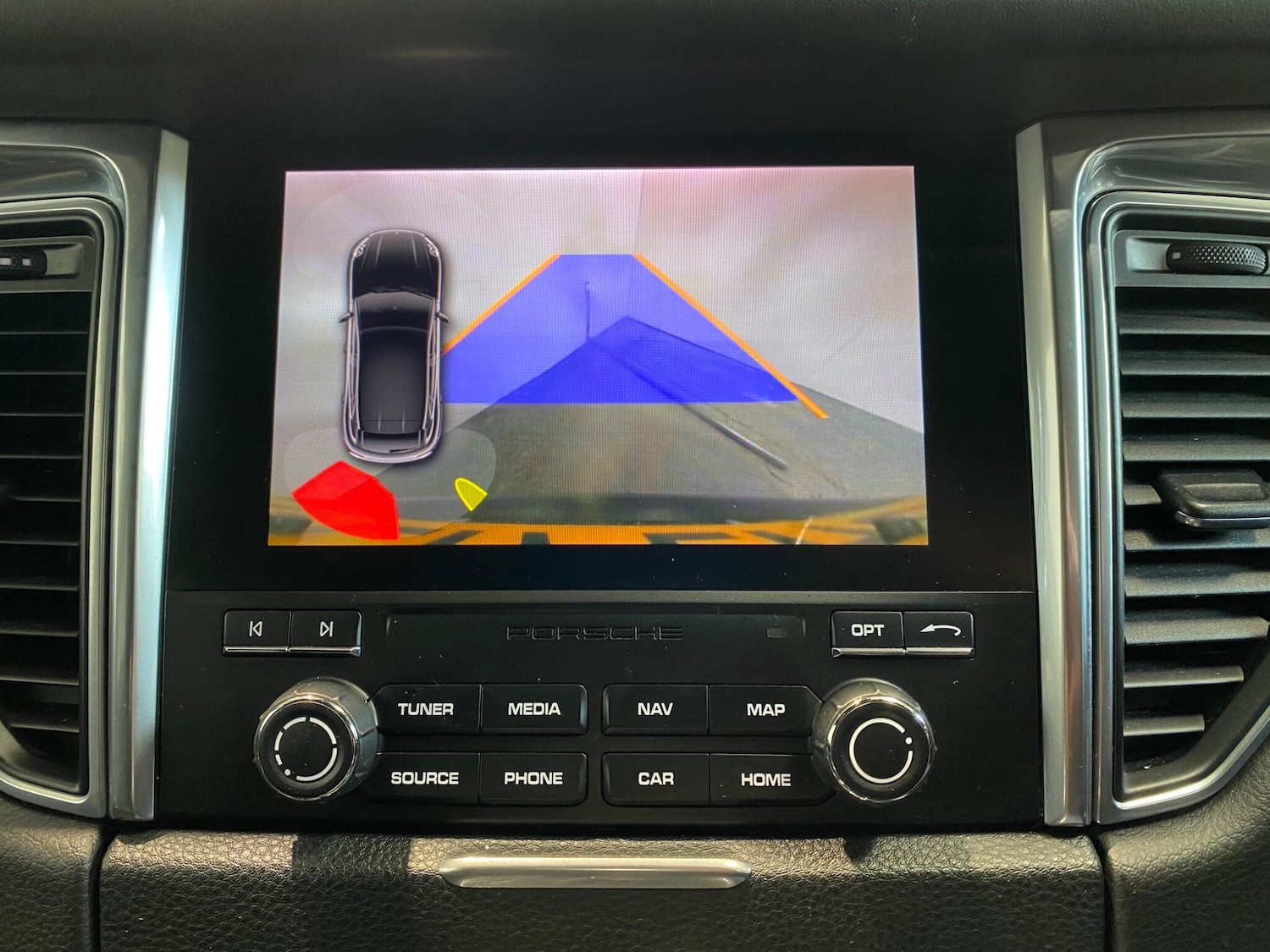 Used Porsche Macan 2017 for sale - 76659214: Photo 24