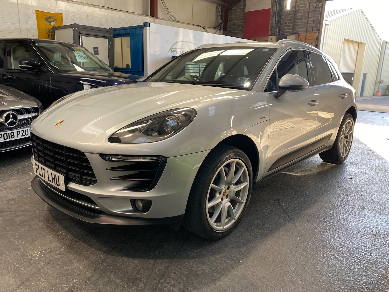 Used Porsche Macan 2017 for sale - 76659214: Photo 6