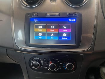 Used Dacia Sandero Stepway 2019 for sale - 79725999: Photo