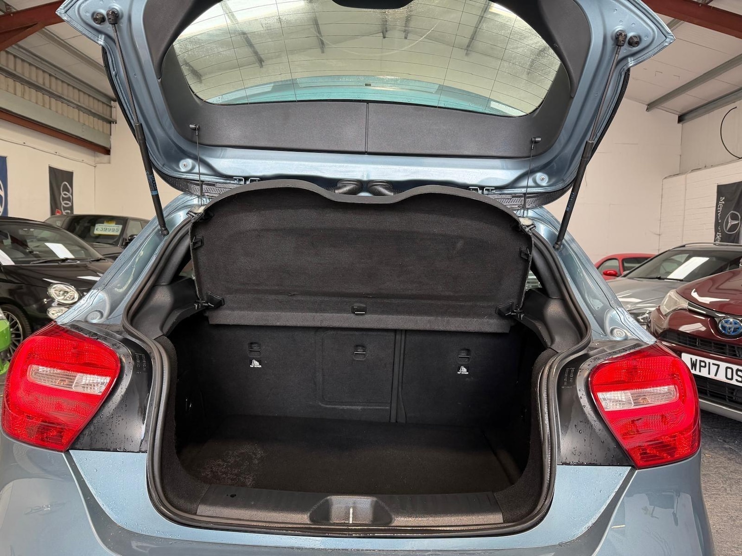 Used Mercedes-Benz A-Class 2014 for sale - 76371595: Photo 10