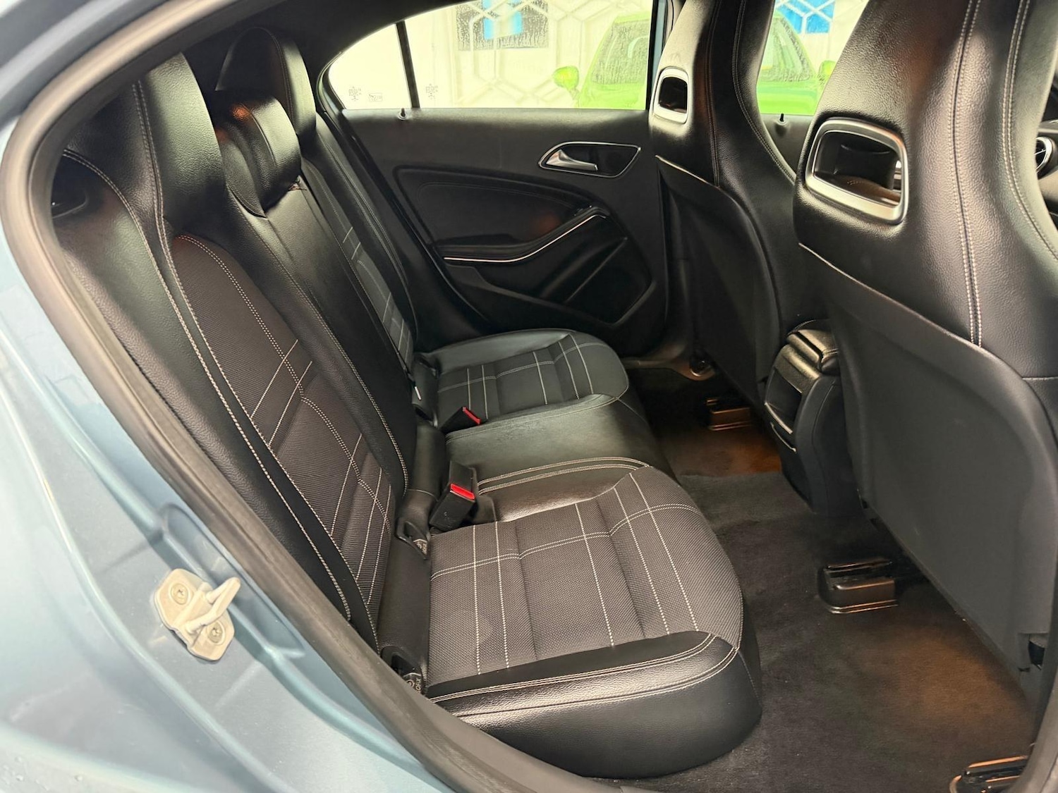 Used Mercedes-Benz A-Class 2014 for sale - 76371595: Photo 11