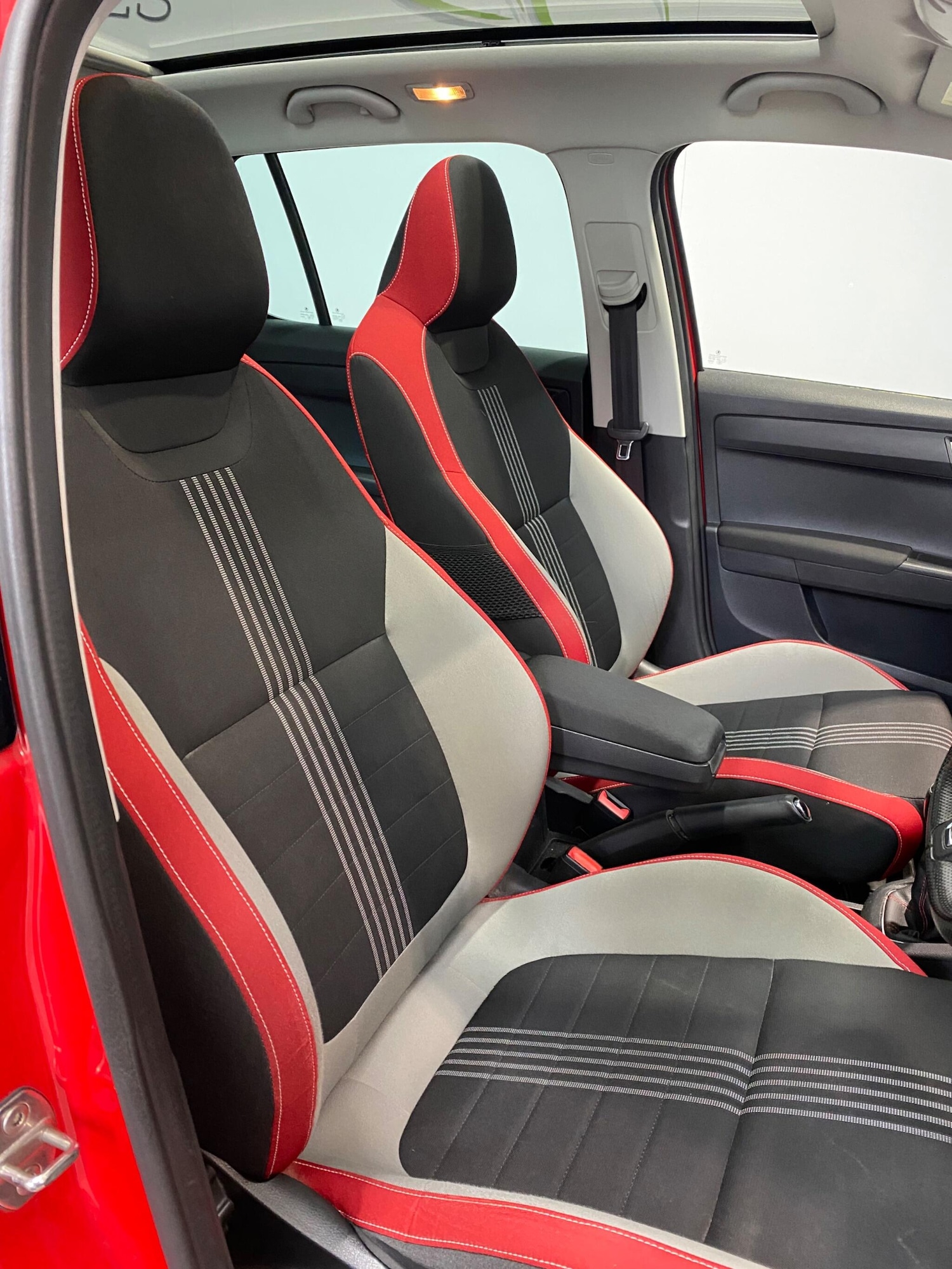 Used Skoda Fabia for sale - 77737465: Photo 2